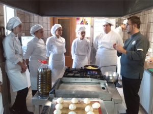 Nueva edición del curso de Ayudante de cocina y camarero del Taller de Hostelería del Centro de Día Don Bosco