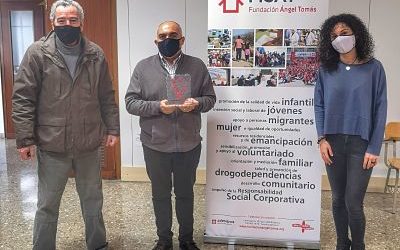 Campament Urbà Elx premiat per la Plataforma del Voluntariat de la Comunitat Valenciana com a millor projecte de voluntariat educatiu, cultural i esportiu