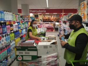 Dialprix colabora con FISAT proporcionando experiencias laborales en los supermercados