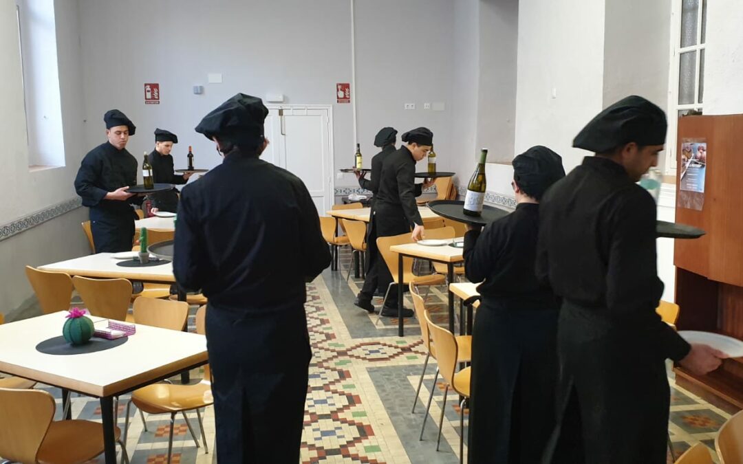 Inserción sociolaboral para jóvenes FISAT